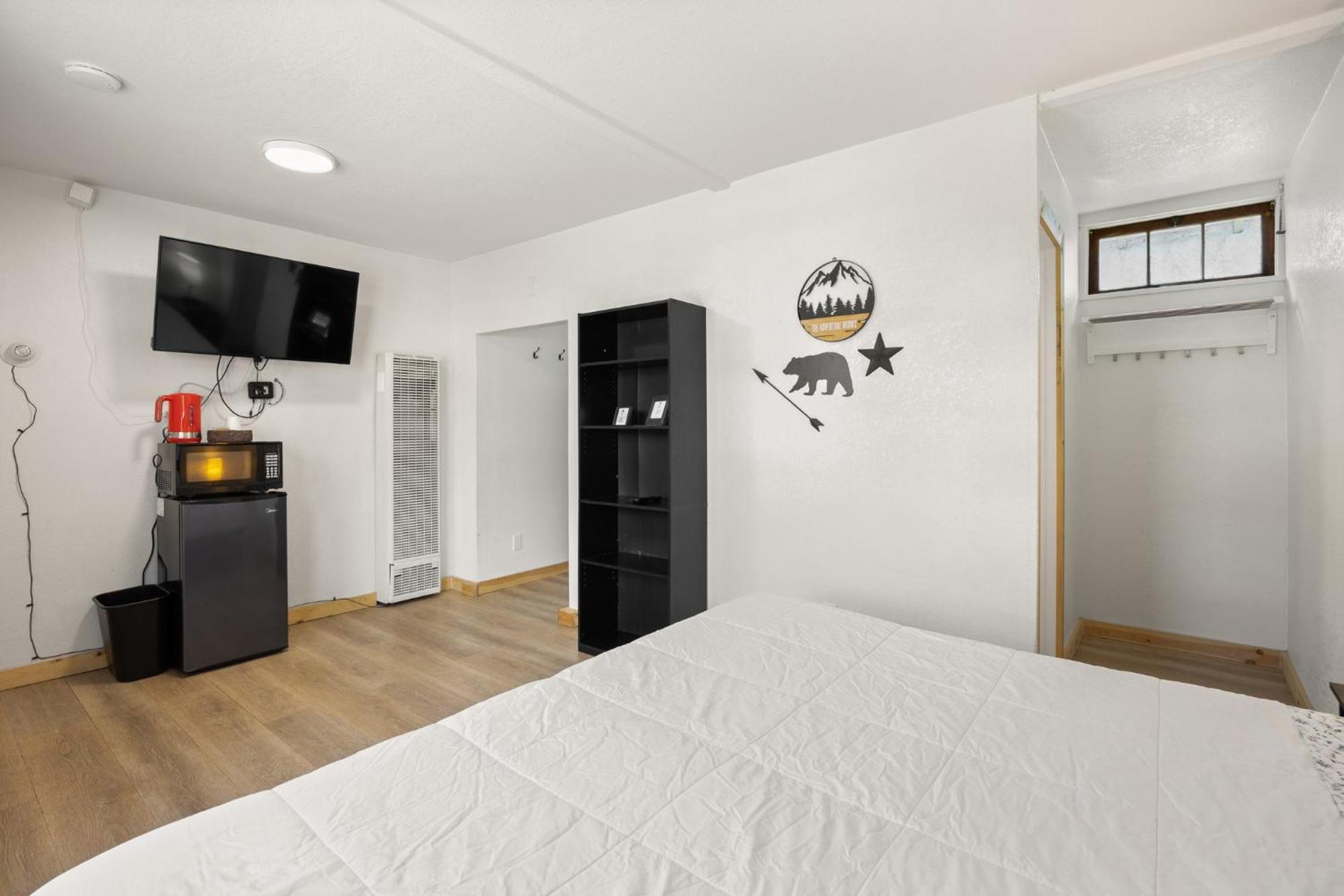 Lift Landing Hotel Idaho Springs Exterior photo